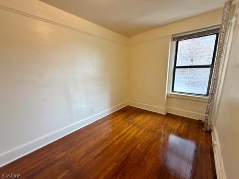 94 S Munn Avenue East Orange NJ 07018