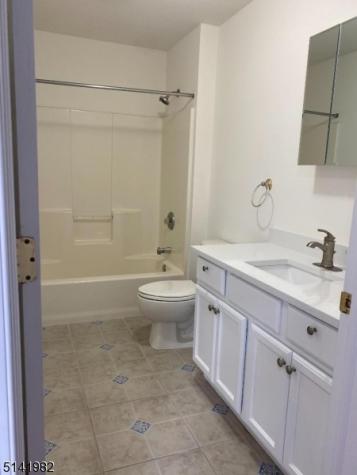 525 Central Ave, Th5 Westfield NJ 07090