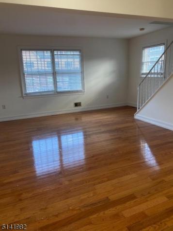 525 Central Ave, Th5 Westfield NJ 07090