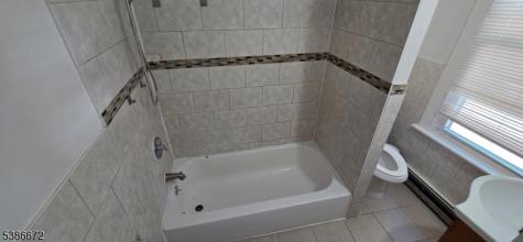 47 Oak Street East Orange NJ 07018