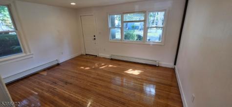 47 Oak Street East Orange NJ 07018