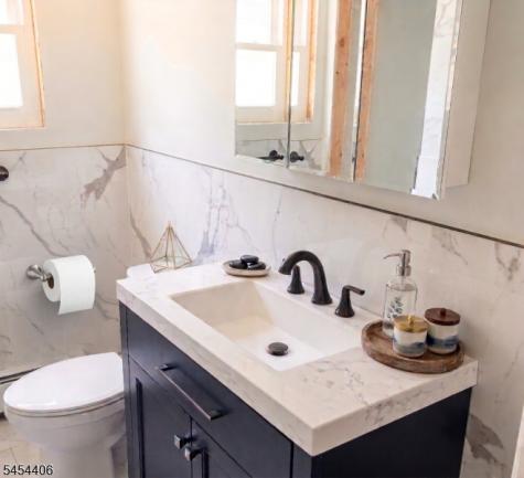 83 Arsdale Terrace East Orange NJ 07018