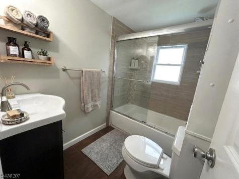 123 Copper Hill Road Raritan NJ 08551