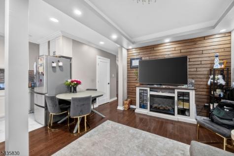 12 Bender Place Cliffside Park NJ 07010