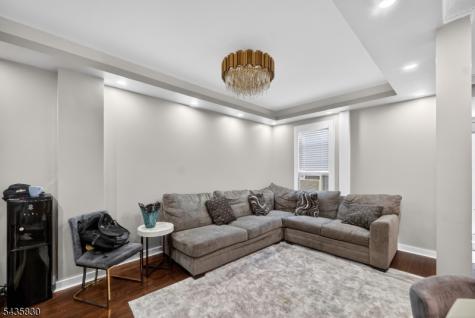12 Bender Place Cliffside Park NJ 07010