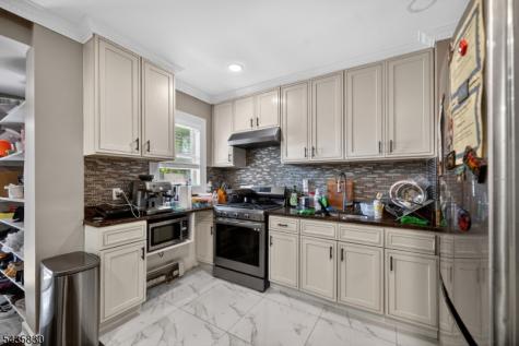 12 Bender Place Cliffside Park NJ 07010