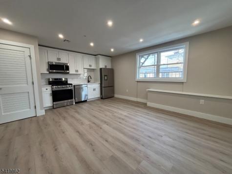 136 Elm Street Newark NJ 07105