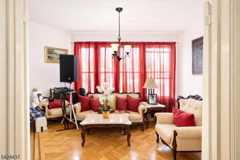 19 Burgess Place Passaic NJ 07055