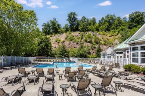5405 Sanctuary Boulevard Riverdale NJ 07457