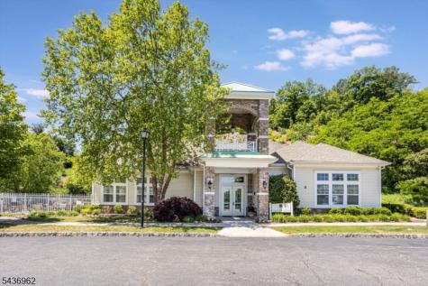 5405 Sanctuary Boulevard Riverdale NJ 07457