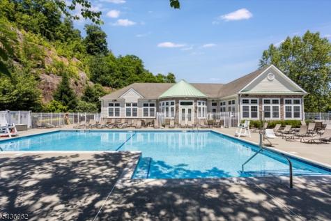 5405 Sanctuary Boulevard Riverdale NJ 07457