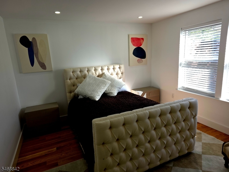 136 N 17th Street East Orange NJ 07017