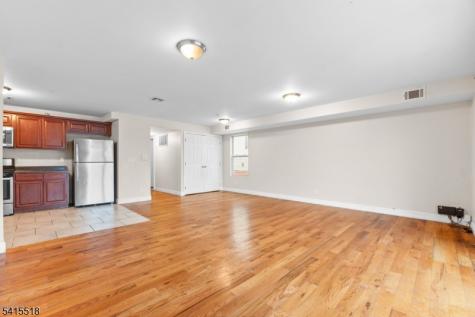 280 S 20th Street Newark NJ 07103