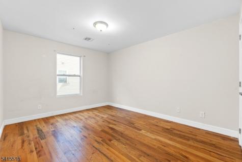 280 S 20th Street Newark NJ 07103