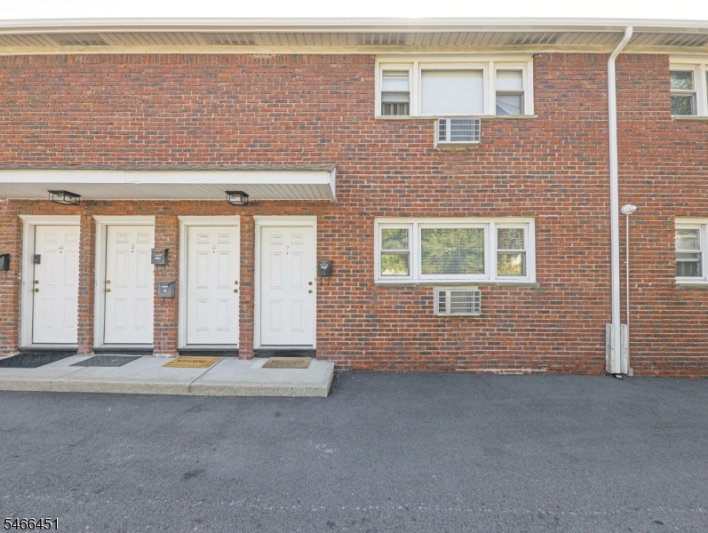 40 Stuyvesant Avenue Lyndhurst NJ 07071