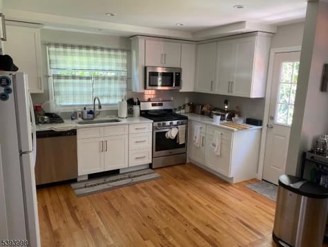 549 Broughton Avenue Bloomfield NJ 07003