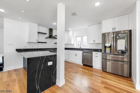 270 Lafayette Avenue Lyndhurst NJ 07071