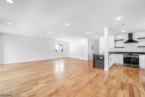 270 Lafayette Avenue Lyndhurst NJ 07071