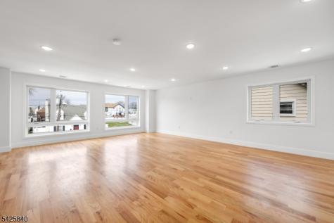 270 Lafayette Avenue Lyndhurst NJ 07071