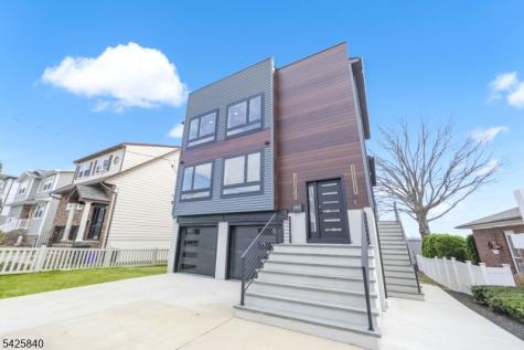 270 Lafayette Avenue Lyndhurst NJ 07071