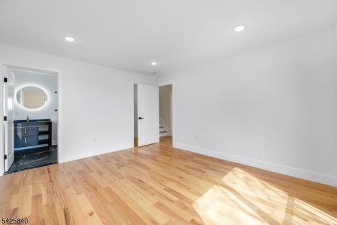 270 Lafayette Avenue Lyndhurst NJ 07071