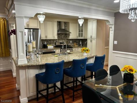 7502 2ND Avenue North Bergen NJ 07047