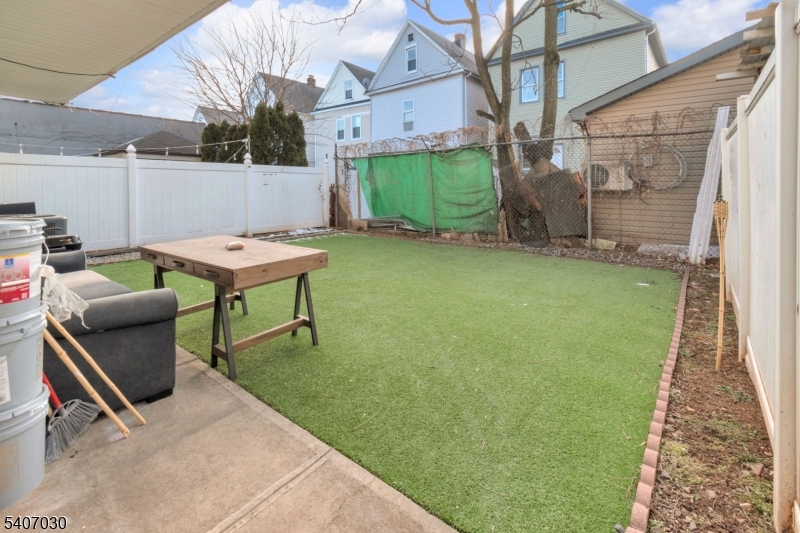 614 Bond Street Elizabeth NJ 07206