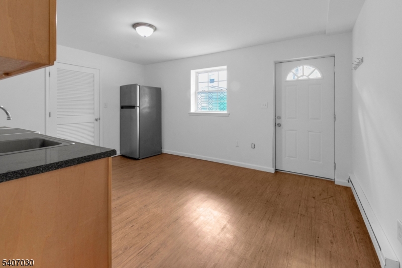 614 Bond Street Elizabeth NJ 07206