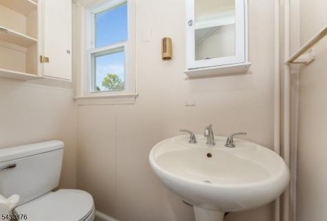 33 Sergeantsville Raritan NJ 08822
