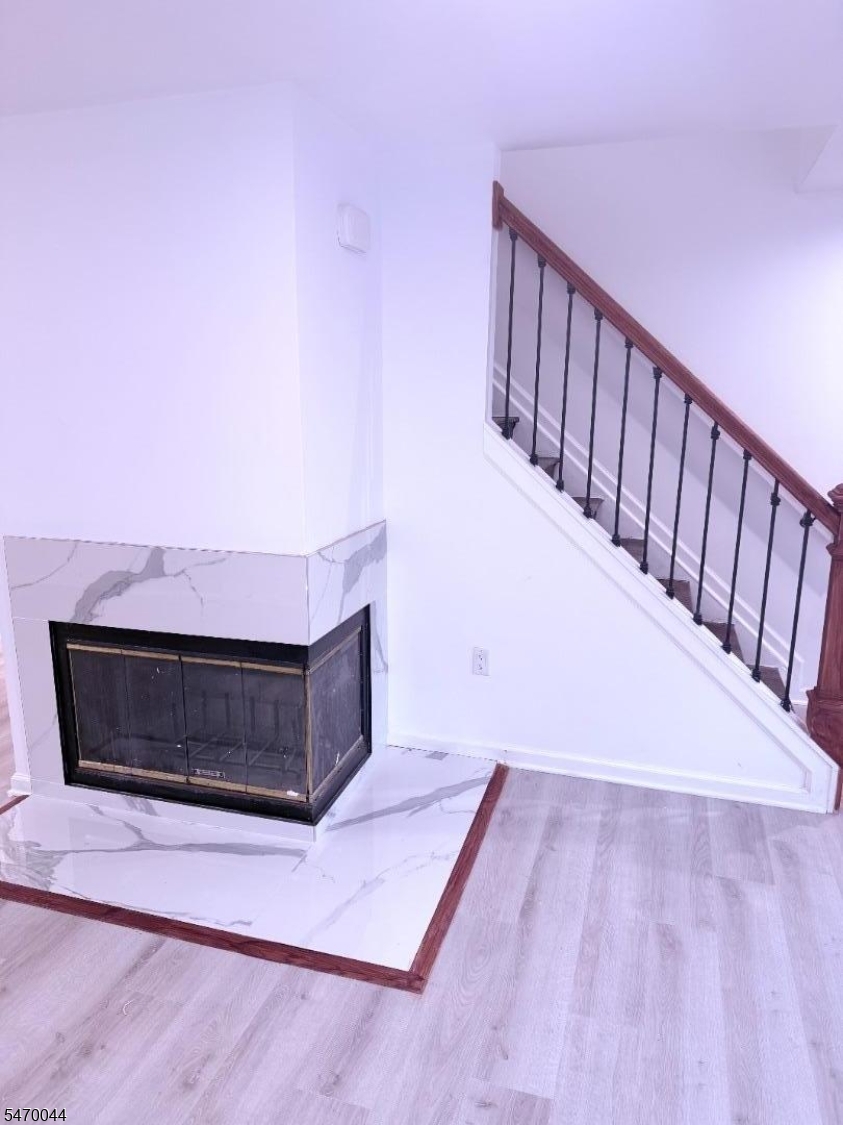 10 Krueger Court Newark NJ 07103