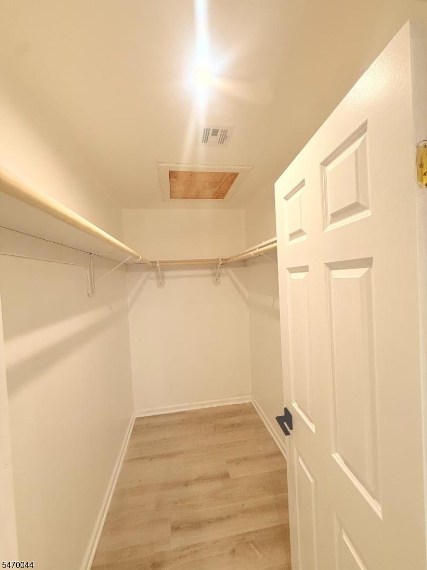10 Krueger Court Newark NJ 07103