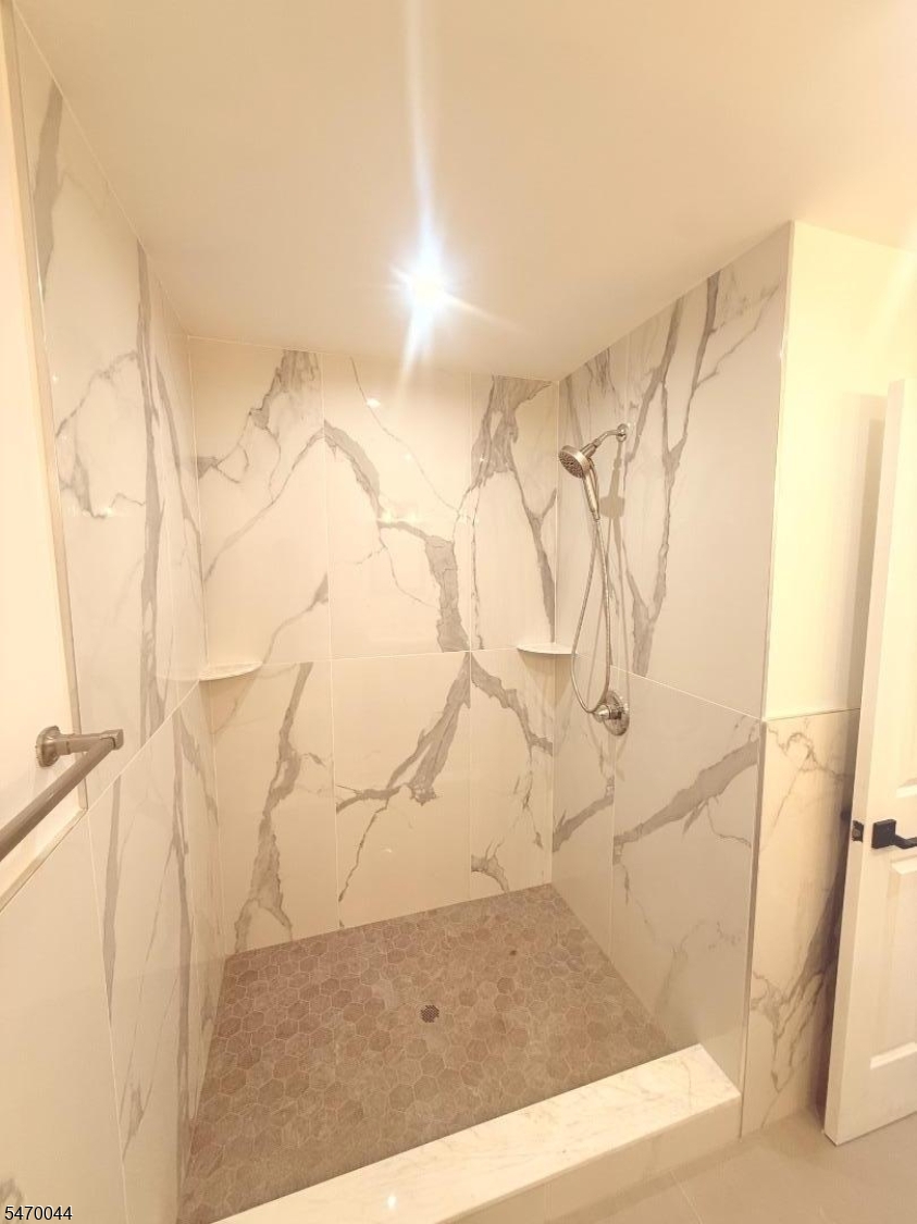 10 Krueger Court Newark NJ 07103