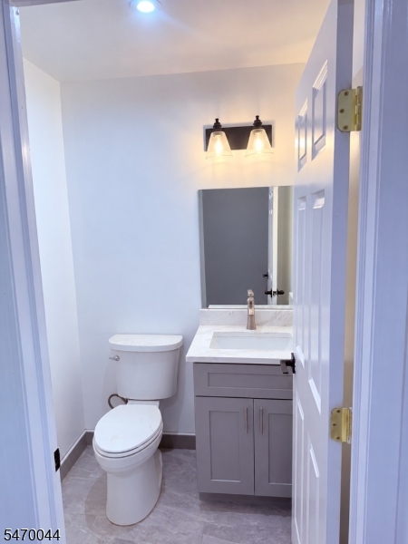 10 Krueger Court Newark NJ 07103