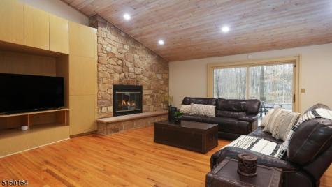 24 William Penn Road Warren NJ 07059
