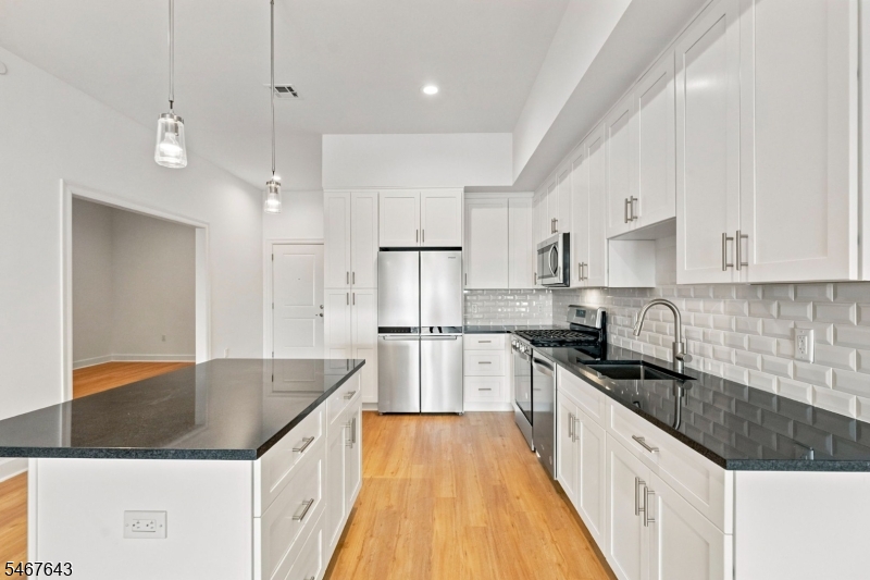 17 Hook Mountain Road Montville NJ 07058