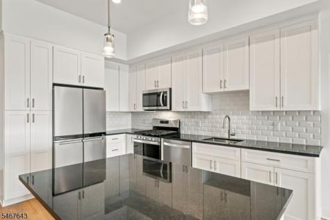17 Hook Mountain Road Montville NJ 07058