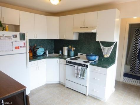 48 Vail Road Roxbury NJ 07850