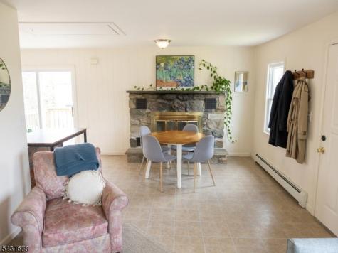 48 Vail Road Roxbury NJ 07850