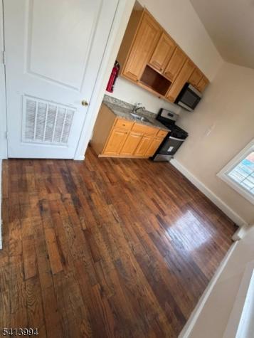 113 Delavan Avenue Newark NJ 07104