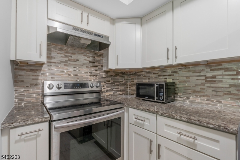 12 Tansy Court Bedminster NJ 07921