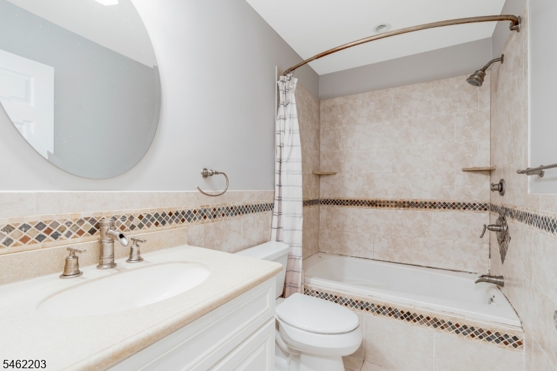 12 Tansy Court Bedminster NJ 07921