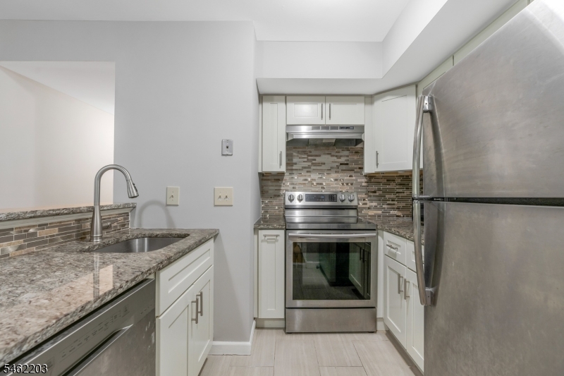 12 Tansy Court Bedminster NJ 07921