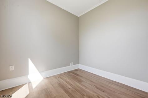 508 2ND Street Carlstadt NJ 07072