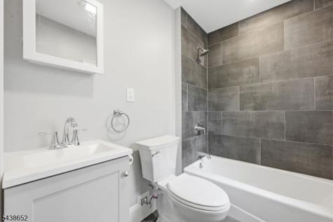 508 2ND Street Carlstadt NJ 07072