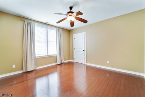 10 Elmer St, Unit J Madison NJ 07940