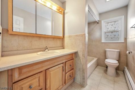 2 Stiles Lane Montville NJ 07058