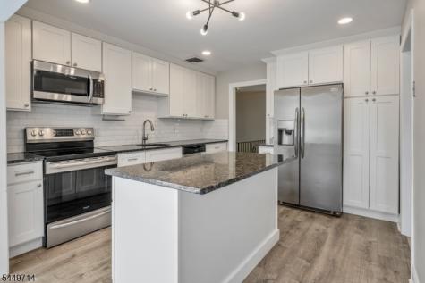 2 Stiles Lane Montville NJ 07058