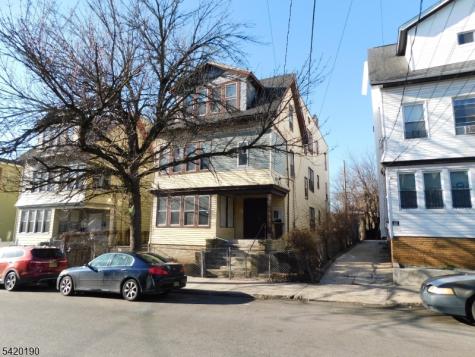 282 Renner Avenue Newark NJ 07112