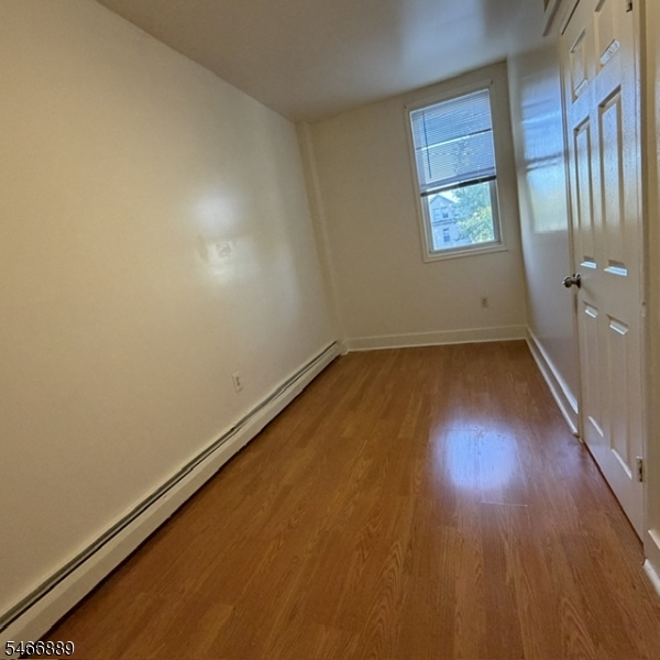 256 S Clinton Street East Orange NJ 07018
