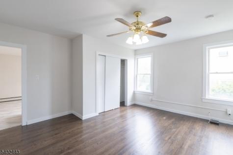 111 Roosevelt Street Roselle Park NJ 07204